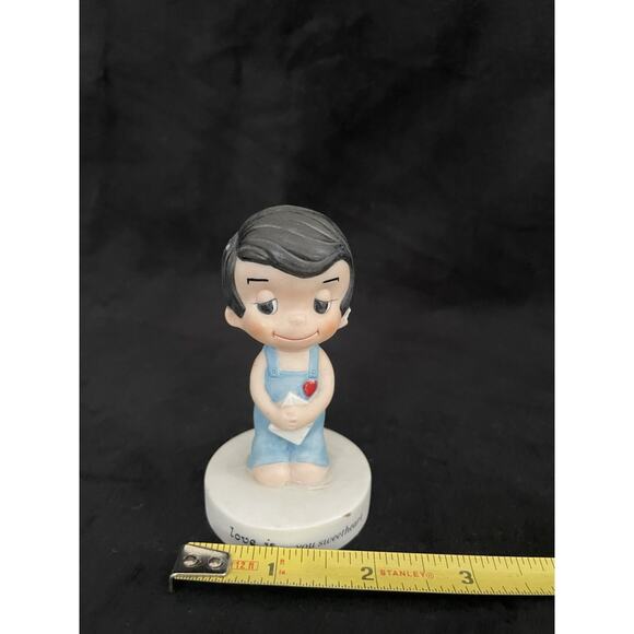 Love Is You Sweetheart By Kim Hand Painted Porcelain 1970 Vintage Newspaper